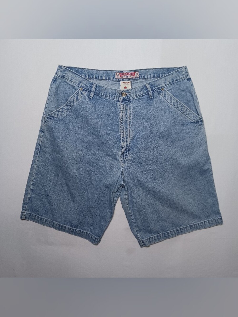 Vintage Silver Jeans Mens Denim Shorts Jorts Size 38 Light Wash Flap Pockets